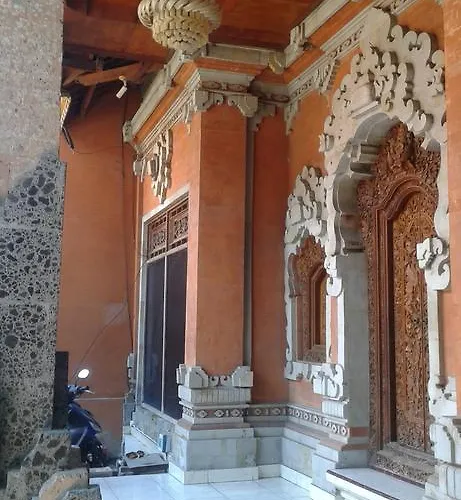 Ratih Bali * Denpasar
