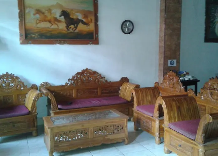 Hostal Ratih Bali *